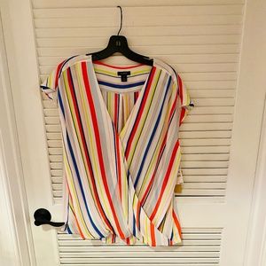 Sleeveless Uber-flattering bright strip blouse